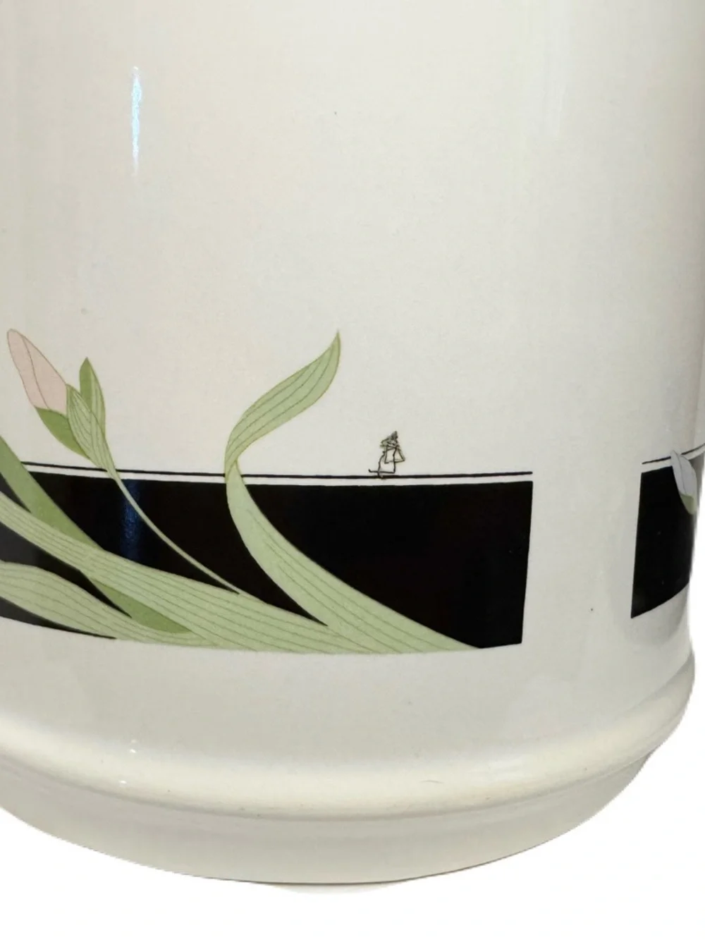 Fairfield by Vanessa Floral Patterned Canister W/ Lid 8”